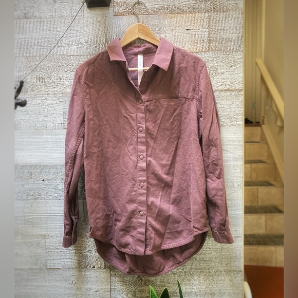 Lululemon | Full Day Ahead Cozy Button-Down Shirt - 10, Mauve - Picture 1 of 7